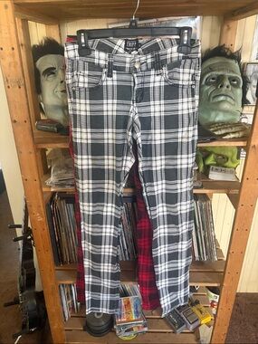 Tripp NYC Black & White Plaid Skinny Pants size 3